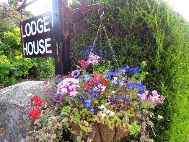 Buckland St Mary Lodge House B&B מראה חיצוני תמונה
